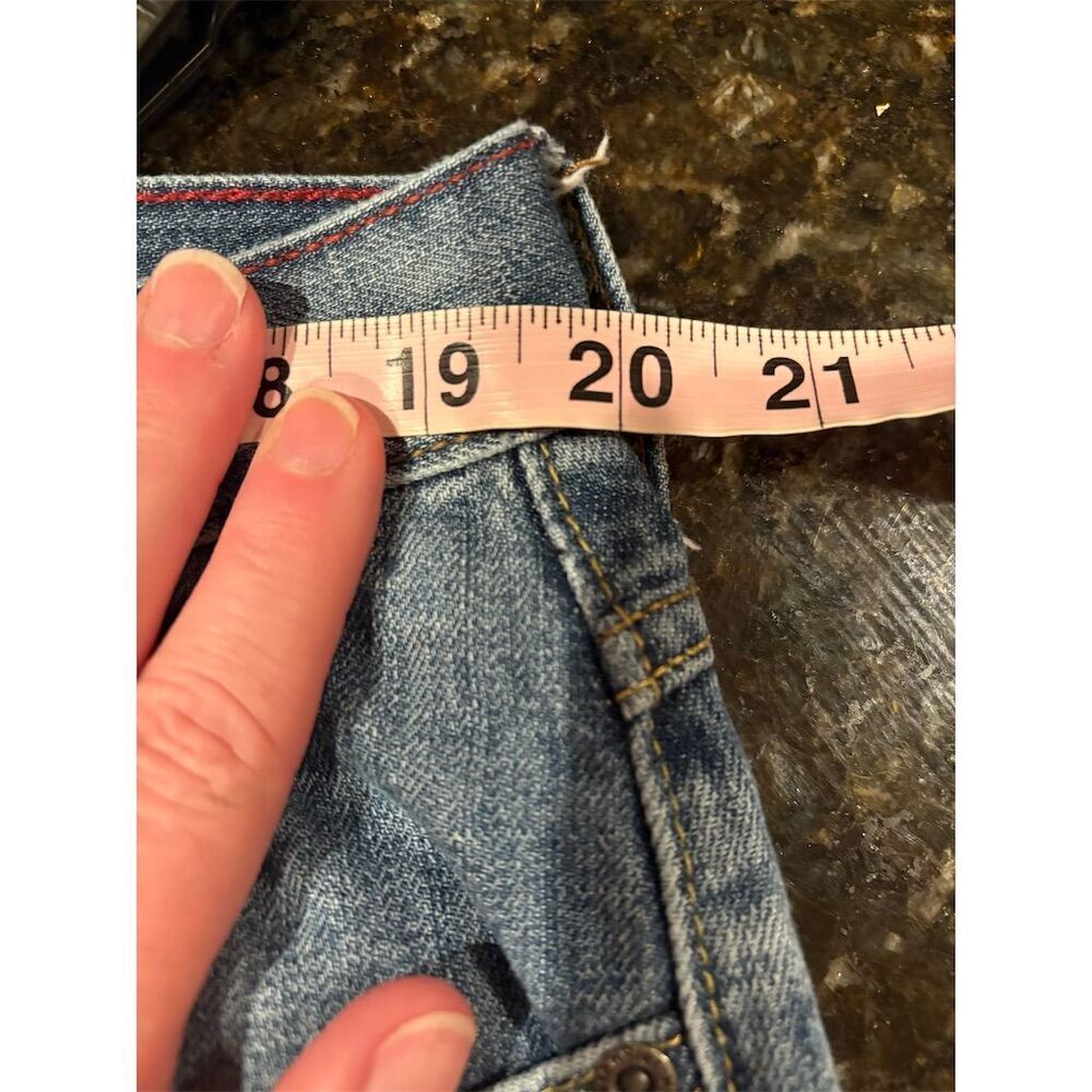 Wrangler Men's Relaxed Straight Jeans Blue Size 40x32 5-Pocket Design - Picture 10 of 13